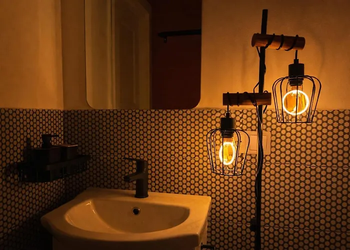 公寓 Cozy Fireplace Two Bedrooms Workspace *