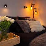 아파트 Cozy Fireplace Two Bedrooms Workspace *